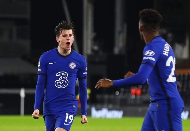 NBA ｜布克砍32分太阳溶化勇士